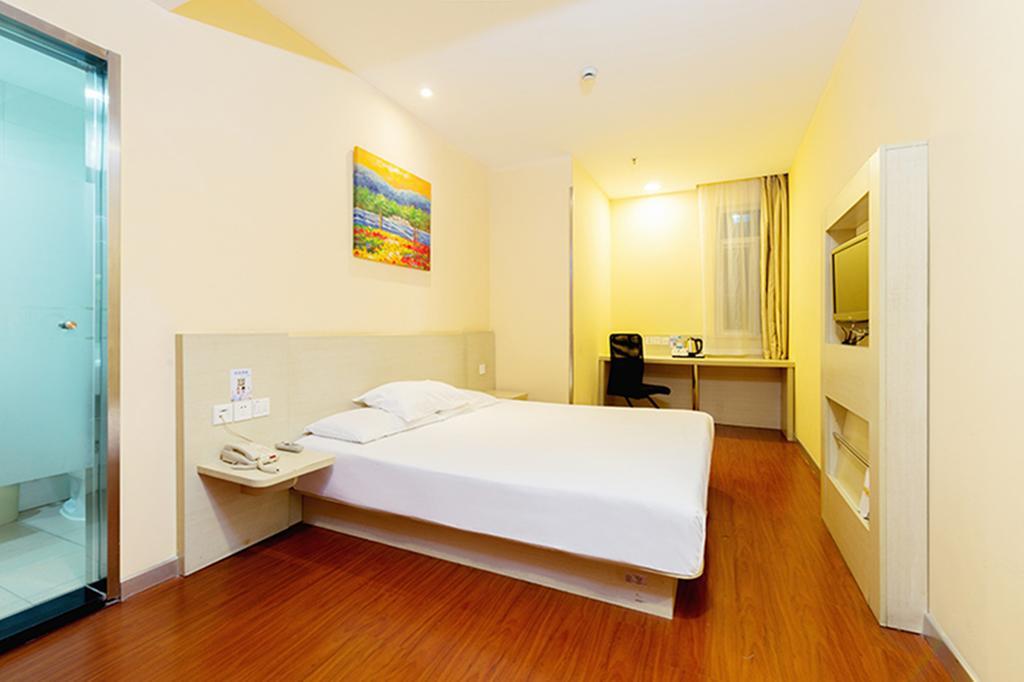 Hanting Hotel Ningbo Railway Station Exterior photo